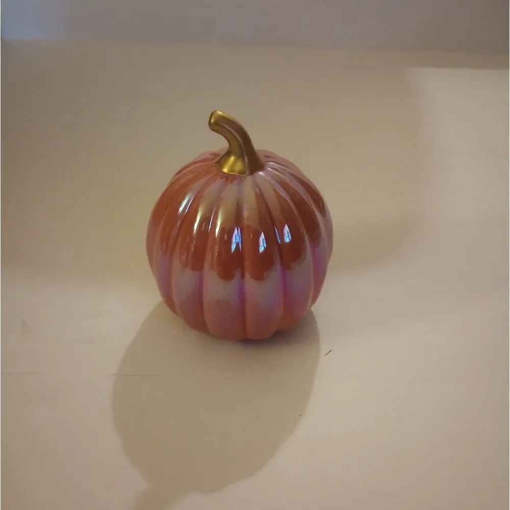 🆕🎃Bullseye Playground Pink Irridescent Ceramic Pumpkin Decor
